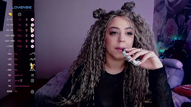  Just a queen 3 online show from 01/22/25, 06:20