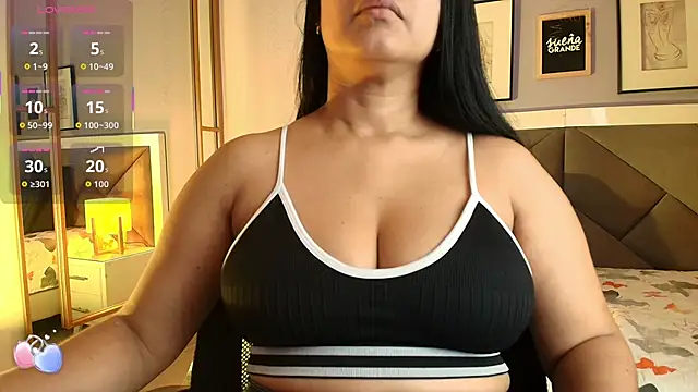 Snapshot of lisa_casper chatting on 04/18/26, 12:53 lisa casper online show from 04/18/26, 12:53