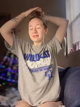 Snapshot of sage__marie chatting on 12/13/24, 01:22 sage marie online show from 12/13/24, 01:22