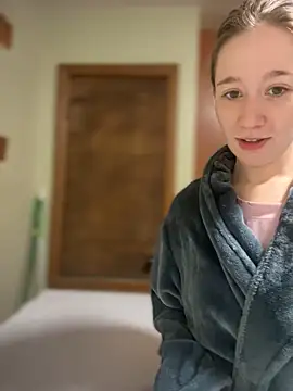 Snapshot of sage__marie chatting on 01/24/25, 02:19 sage marie online show from 01/24/25, 02:19