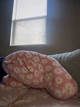 Snapshot of sage__marie chatting on 03/04/25, 01:49 sage marie online show from 03/04/25, 01:49