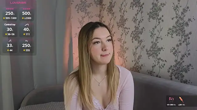 Snapshot of flawless_angell chatting on 02/18/25, 10:25 flawless angell online show from 02/18/25, 10:25