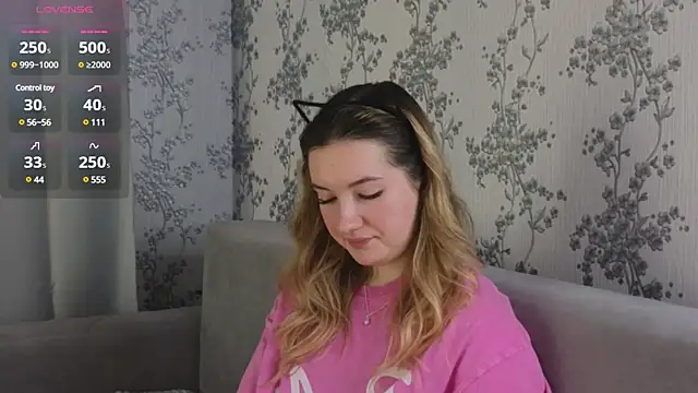 Snapshot of flawless_angell chatting on 02/28/25, 01:25 flawless angell online show from 02/28/25, 01:25