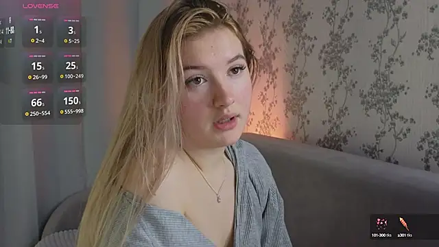 Snapshot of flawless_angell chatting on 03/13/25, 02:49 flawless angell online show from 03/13/25, 02:49