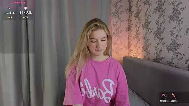 Snapshot of flawless_angell chatting on 03/13/25, 10:32 flawless angell online show from 03/13/25, 10:32