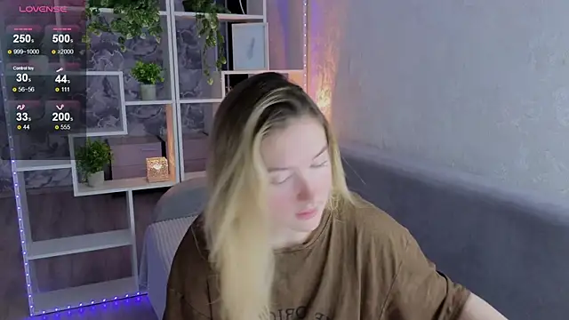 Snapshot of flawless_angell chatting on 10/30/25, 07:36 flawless angell online show from 10/30/25, 07:36