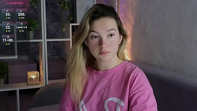 Snapshot of flawless_angell chatting on 11/01/25, 06:26 flawless angell online show from 11/01/25, 06:26