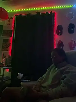 Snapshot of GersonGil1 chatting on 02/28/26, 06:25 GersonGil1 online show from 02/28/26, 06:25