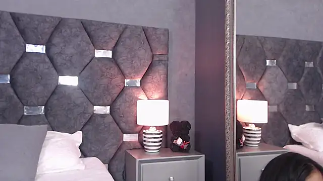 Snapshot of ScarletLenox chatting on 06/01/26, 11:34 ScarletLenox online show from 06/01/26, 11:34