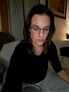 SpiceLea online show from 01/24/25, 09:47