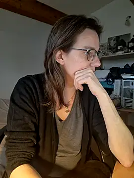 SpiceLea online show from 02/21/25, 12:28