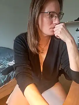 SpiceLea online show from 03/18/25, 12:47