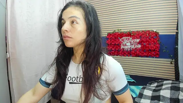 Snapshot of rosse_2504 chatting on 05/12/26, 12:24 rosse 2504 online show from 05/12/26, 12:24