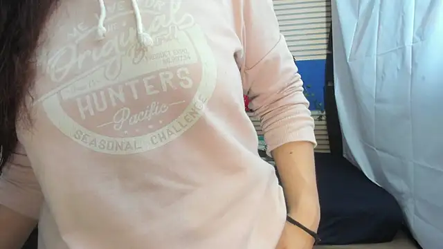 rosse 2504 online show from 06/24/26, 02:27