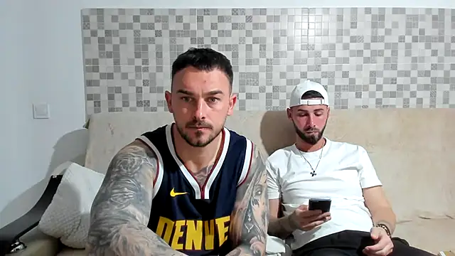 Snapshot of Jonmusclemaster chatting on 04/05/26, 07:44 Jonmusclemaster online show from 04/05/26, 07:44