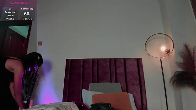 Snapshot of AlissaNix chatting on 03/28/26, 01:05 AlissaNix online show from 03/28/26, 01:05