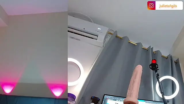 Snapshot of Juliet_dolce chatting on 11/29/25, 09:29 Juliet dolce online show from 11/29/25, 09:29