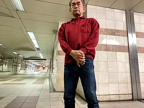 Snapshot of ge3noxxx chatting on 10/23/25, 06:06 ge3noxxx online show from 10/23/25, 06:06