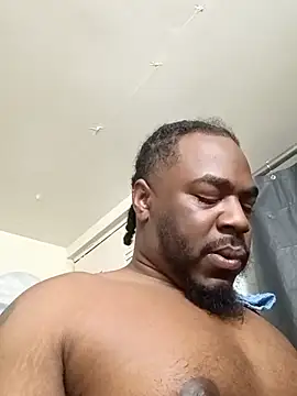 Snapshot of MRHANDSOME3800 chatting on 04/12/26, 11:10 MRHANDSOME3800 online show from 04/12/26, 11:10