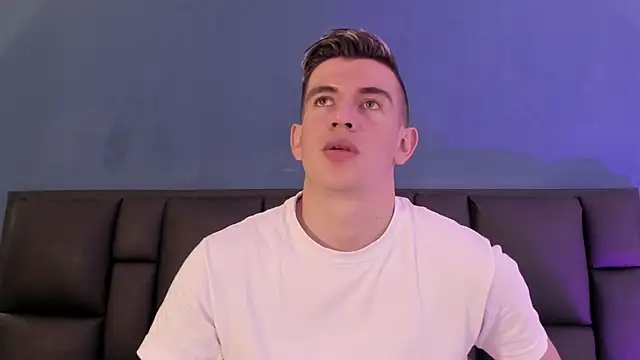 MikaelSlow online show from 02/12/26, 03:56