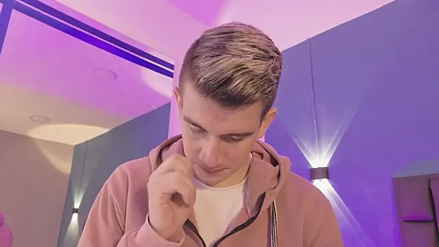 MikaelSlow online show from 03/03/26, 03:45