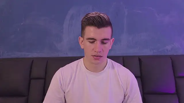 MikaelSlow online show from 04/01/26, 04:13