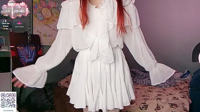 Snapshot of KudeMeows chatting on 02/14/26, 04:37 KudeMeows online show from 02/14/26, 04:37