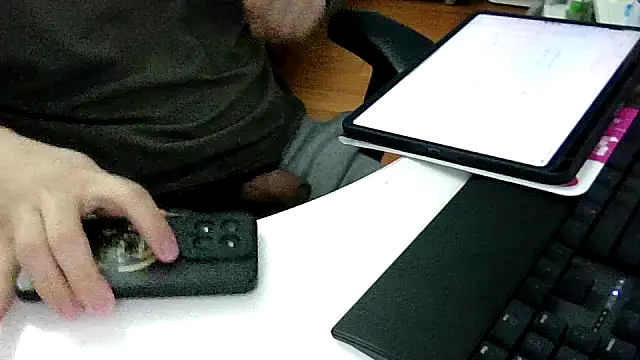 Snapshot of big-pig chatting on 03/29/26, 11:21 big-pig online show from 03/29/26, 11:21