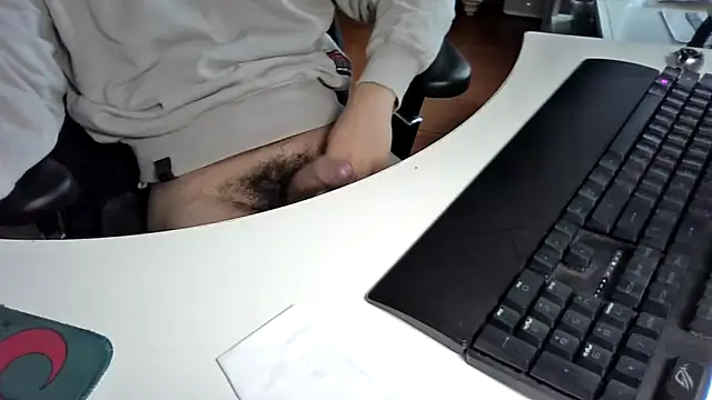 Snapshot of big-pig chatting on 03/30/26, 12:55 big-pig online show from 03/30/26, 12:55