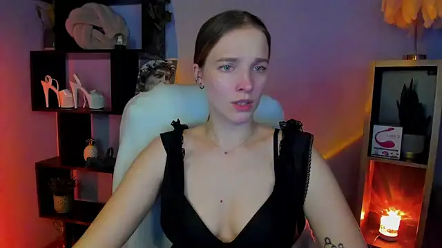 Snapshot of kenzie_x chatting on 01/20/25, 11:24 kenzie x online show from 01/20/25, 11:24