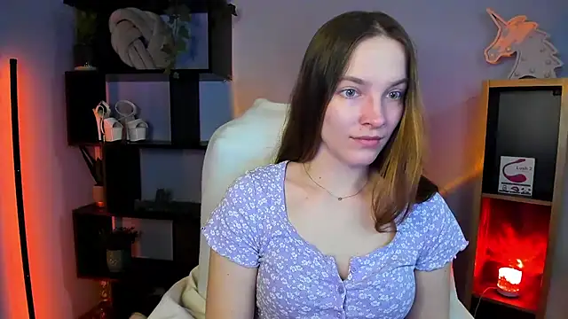 Snapshot of kenzie_x chatting on 03/14/25, 05:27 kenzie x online show from 03/14/25, 05:27