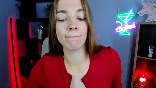 Snapshot of kenzie_x chatting on 10/02/25, 06:42 kenzie x online show from 10/02/25, 06:42