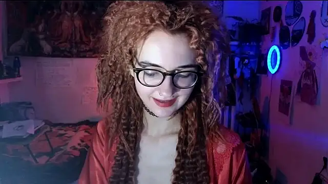 Snapshot of TatianaRomanov chatting on 04/12/26, 07:52 TatianaRomanov online show from 04/12/26, 07:52