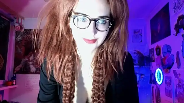 Snapshot of TatianaRomanov chatting on 04/28/26, 08:36 TatianaRomanov online show from 04/28/26, 08:36