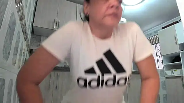 MarilynDavies online show from 11/01/25, 02:52