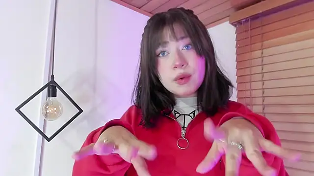 GENNESIS LOVE online show from 11/25/25, 03:17