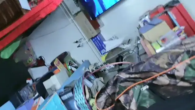 Snapshot of ROCKHARDDADDY86 chatting on 01/18/26, 07:28 ROCKHARDDADDY86 online show from 01/18/26, 07:28