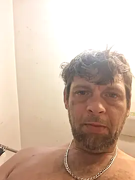 Snapshot of ROCKHARDDADDY86 chatting on 06/11/26, 04:43 ROCKHARDDADDY86 online show from 06/11/26, 04:43
