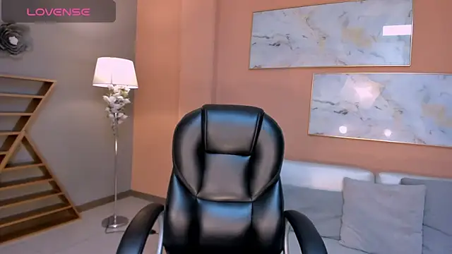 DonnaStonne online show from 01/24/25, 07:07