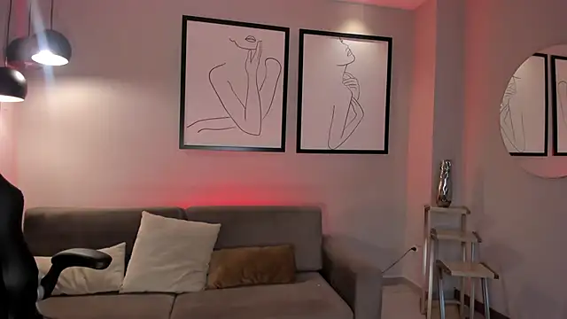 DonnaStonne online show from 02/05/25, 01:47