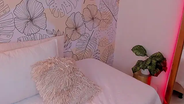 Mariana Baez online show from 12/19/24, 12:02