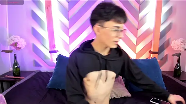 cherryy boy online show from 01/20/25, 12:28