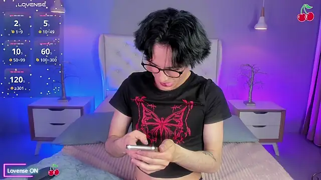 cherryy boy online show from 09/12/25, 09:26