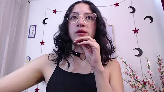 Snapshot of Tanya_WorldBondage chatting on 01/22/25, 01:53 Tanya WorldBondage online show from 01/22/25, 01:53