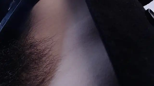 Snapshot of Tanya_WorldBondage chatting on 01/24/25, 01:47 Tanya WorldBondage online show from 01/24/25, 01:47