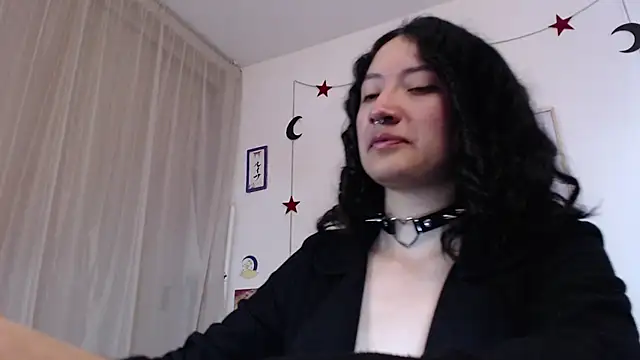 Snapshot of Tanya_WorldBondage chatting on 02/26/25, 04:45 Tanya WorldBondage online show from 02/26/25, 04:45