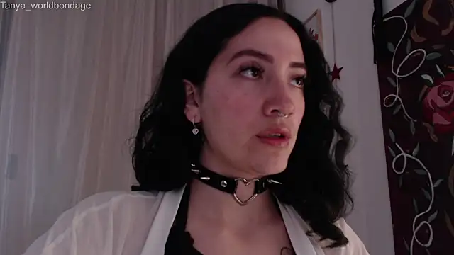 Snapshot of Tanya_WorldBondage chatting on 09/10/25, 09:37 Tanya WorldBondage online show from 09/10/25, 09:37