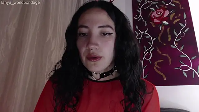 Snapshot of Tanya_WorldBondage chatting on 10/26/25, 12:05 Tanya WorldBondage online show from 10/26/25, 12:05