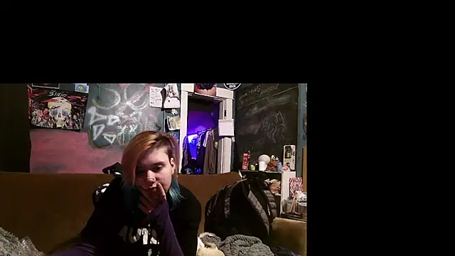 Snapshot of Esteem369 chatting on 01/21/25, 02:33 Esteem369 online show from 01/21/25, 02:33