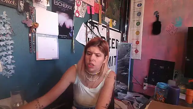 Snapshot of Esteem369 chatting on 09/11/25, 03:34 Esteem369 online show from 09/11/25, 03:34